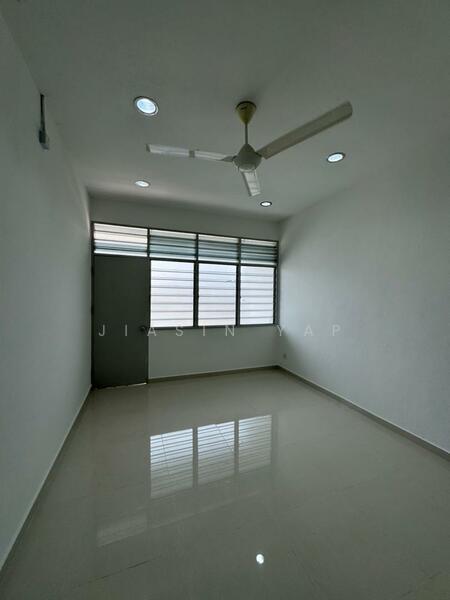 For Rent - 2 Storey COMMERCIAL USE Semi-D Landed 3,000sqft for RENT @ Ayer Itam