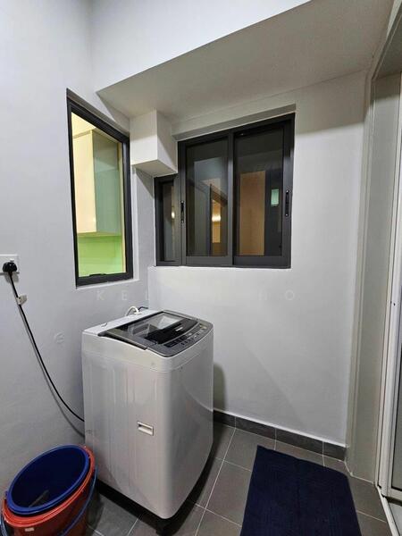 For Rent - Altitude 236