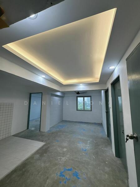 Untuk Dijual - Flat Danau Kota