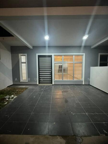 Rumah Teres 2-Tingkat untuk Dijual di Bandar Springhill (Port Dickson) - Azrul Othman - PropertyGuru.com.my