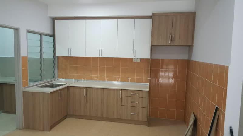 1-storey Terraced House for Sale in Ampang Jaya (Ampang) - Vincent Tan - Kitchen - PropertyGuru.com.my