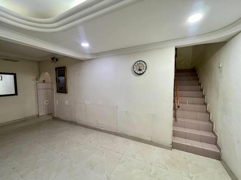 Untuk Dijual - Double Storey Terrace House, AU 2, Taman Sri Keramat. Kuala Lumpur