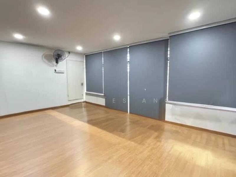 For Sale - Diamond Valley