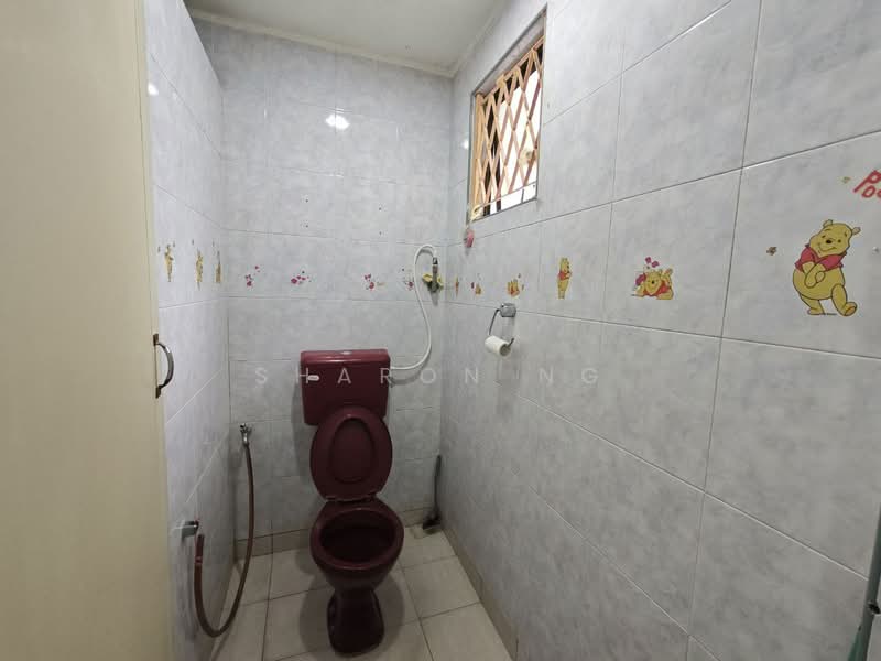 Rumah Teres 2 Tingkat untuk Dijual di Taman Pelangi (Johor Bahru) - Sharon Ng - Bathroom - PropertyGuru.com.my