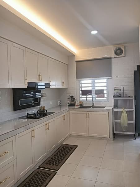 2.5-storey Terraced House for Sale in Taman Pulai Mutiara (Iskandar Puteri (Nusajaya)) - Sharon Ng - Kitchen - PropertyGuru.com.my