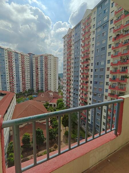 For Sale - Vista Pinggiran Apartment