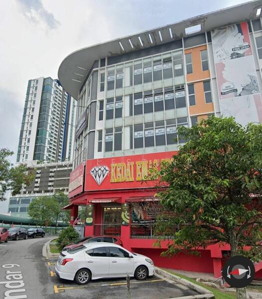 For Rent - Bangi Sentral Corner Unit with Carpak Basement for RENT