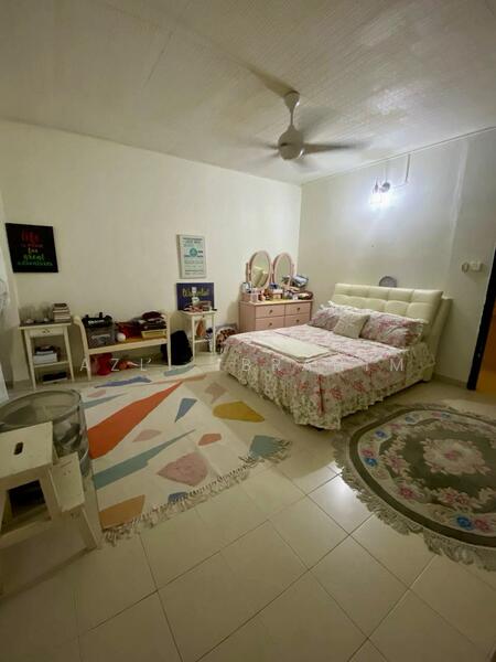 For Sale - Seksyen 8 Shah Alam