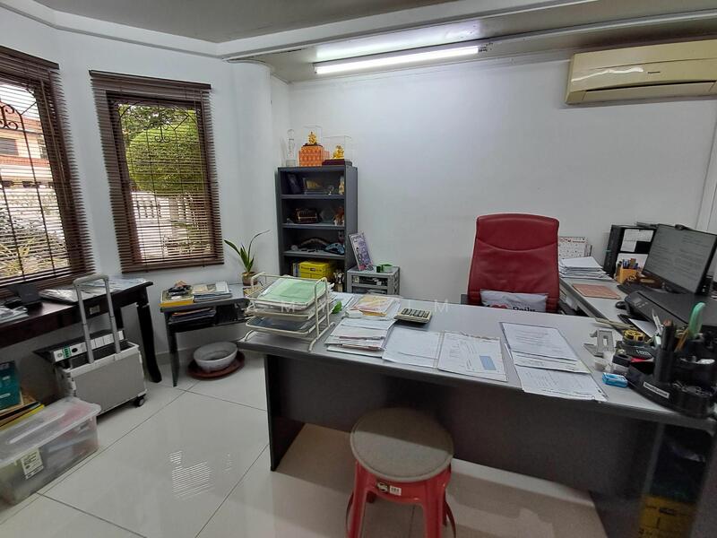 Untuk Dijual - Semi-Detached House at Usj 5