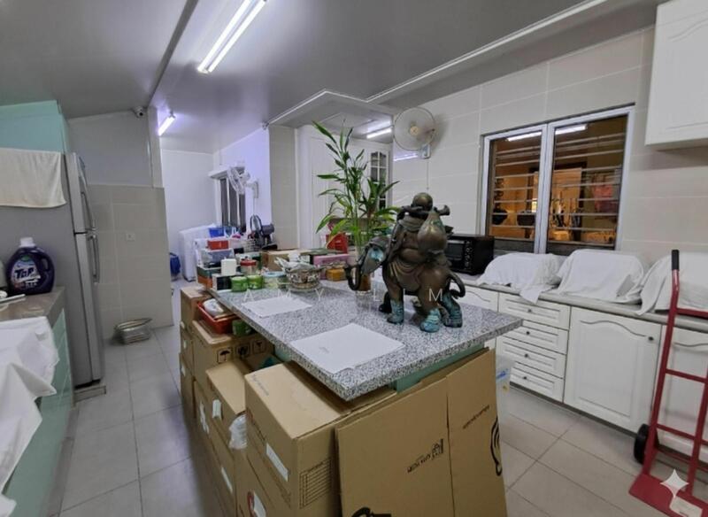 Untuk Dijual - Semi-Detached House at Usj 5