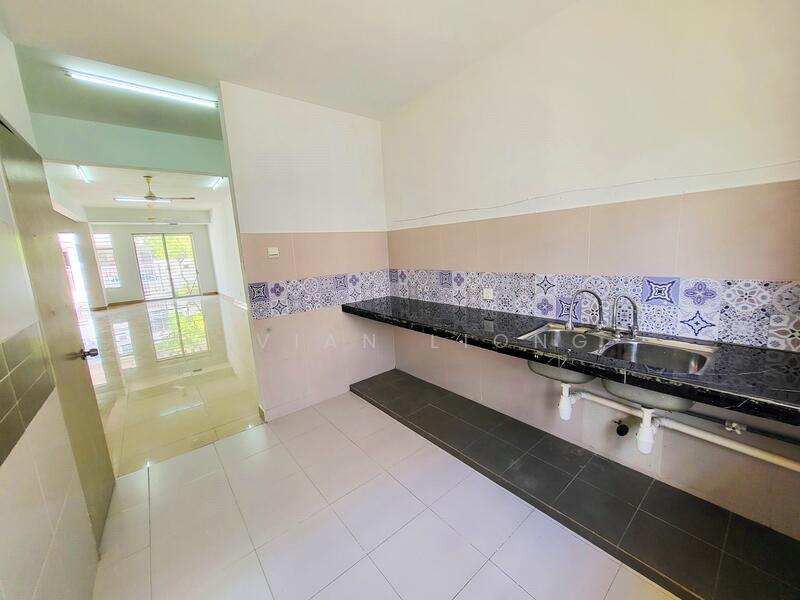 Untuk Dijual - Seri Wirani 8