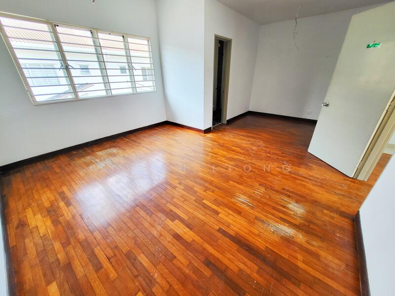 Untuk Dijual - Seri Wirani 8