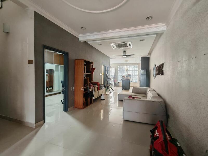 Untuk Dijual - 2-storey Terrace House at Taman Andaman Ukay