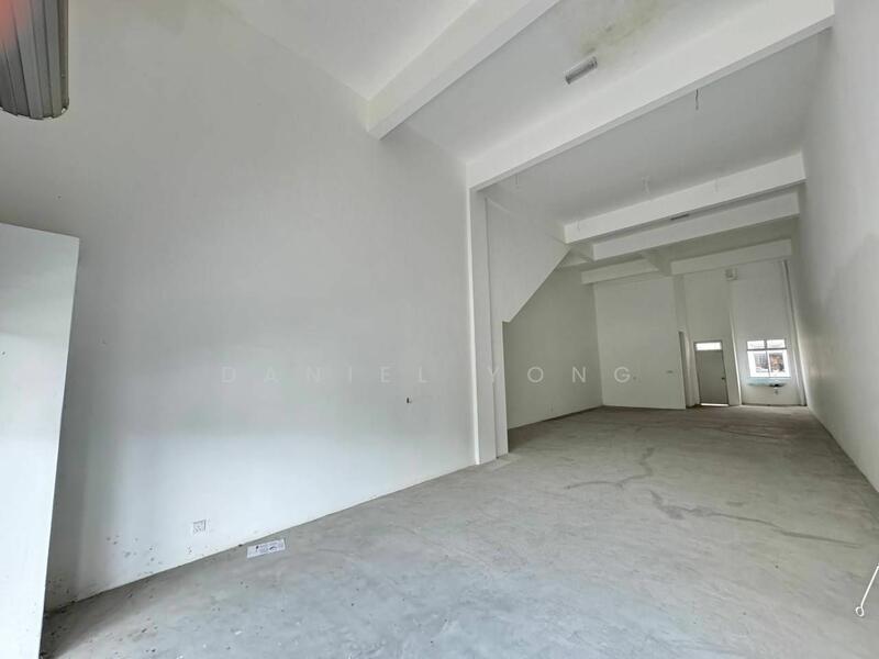For Rent - Shop at Taman Austin Heights
