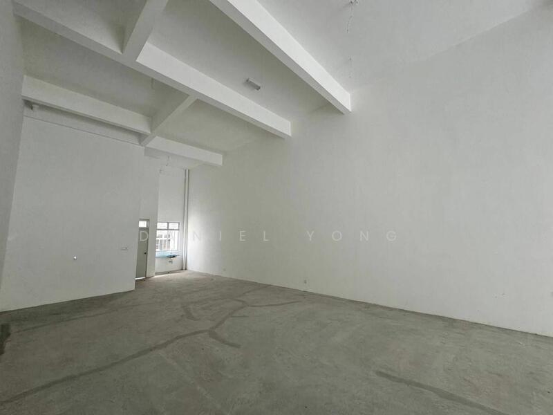For Rent - Shop at Taman Austin Heights