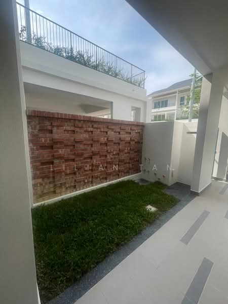 3-storey Terraced House for Sale in Seri Tanjung Pinang (Tanjung Tokong) - Lilian Tan - PropertyGuru.com.my