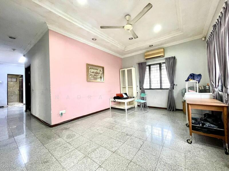 Untuk Dijual - Single Storey Bungalow Corner Lot Pj Oldtown For Sale