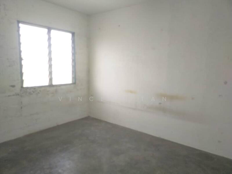 For Rent - Rumah Pangsa Seri Ros