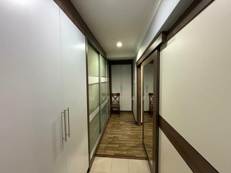 For Sale - Bandar Menjalara