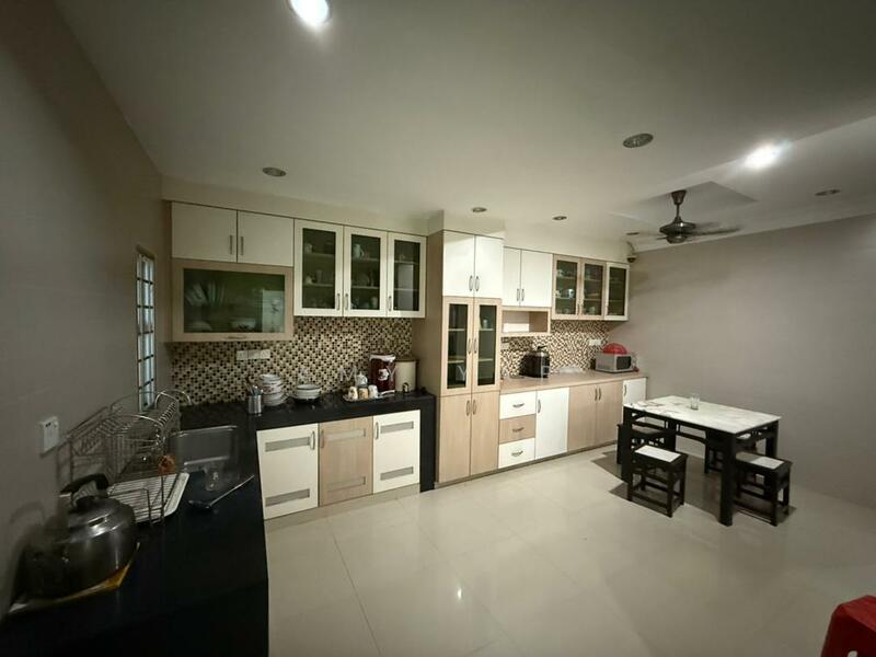 For Sale - Bandar Menjalara