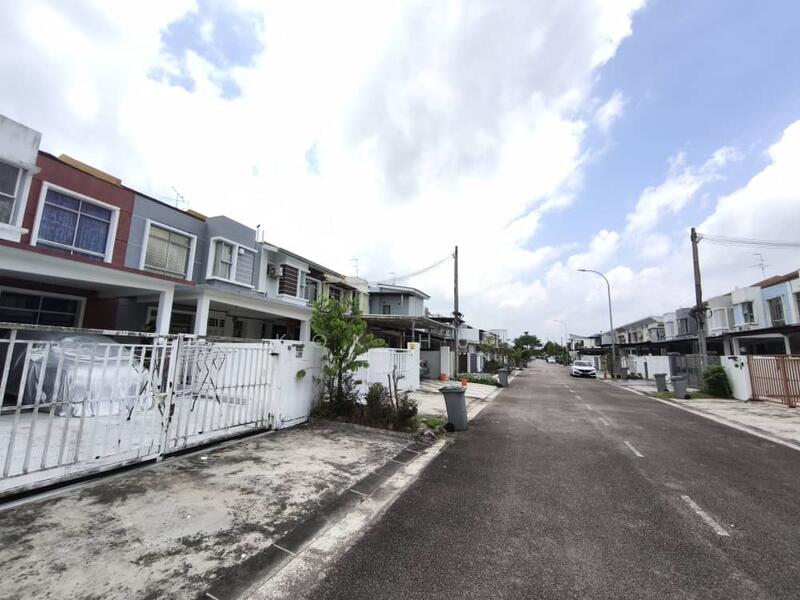 For Sale - Setia Tropika Setias Tropikas