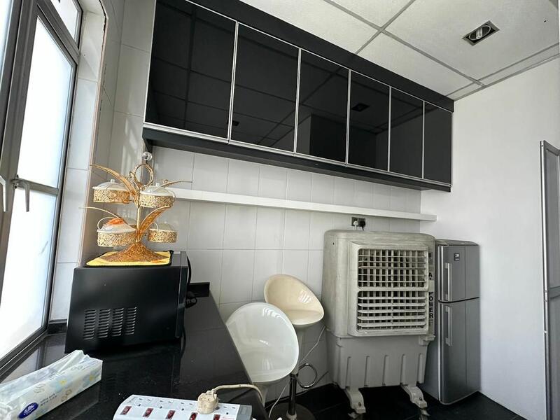 Untuk Dijual - Bandar Baru Uda ( Intermediate Lot ) Double Storey Shoplot