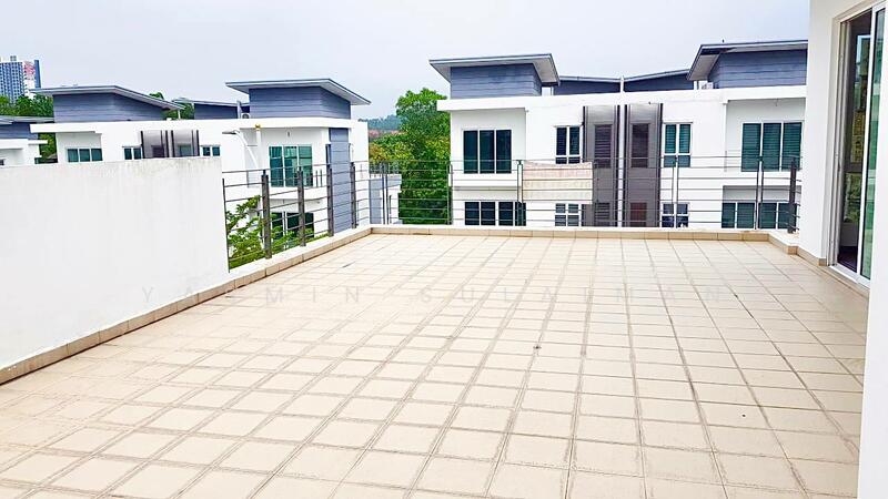 Untuk Dijual - CORNER LOT 3 Storey Semi D, Bandar Sungai Long