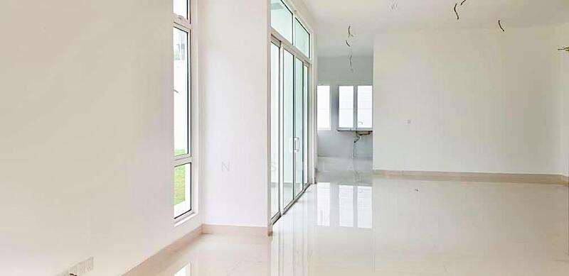 Untuk Dijual - CORNER LOT 3 Storey Semi D, Bandar Sungai Long