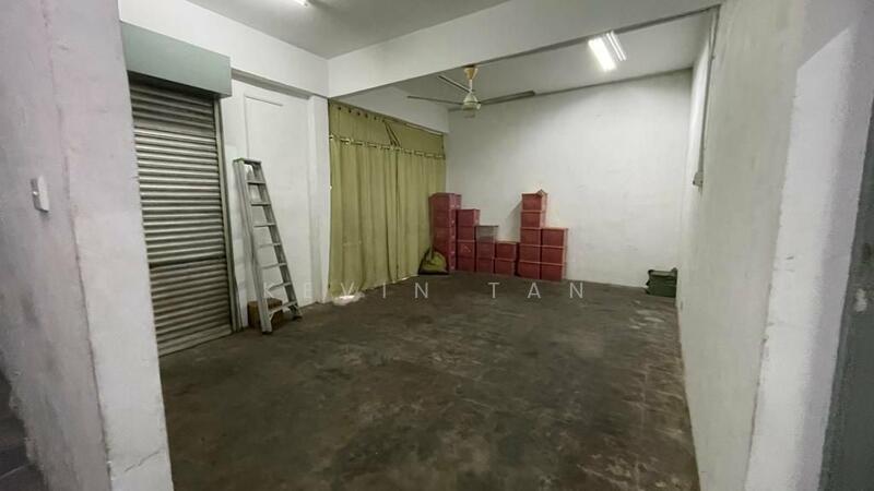 For Rent - 1.5sty Semi D Factory with Land 20000 sqft