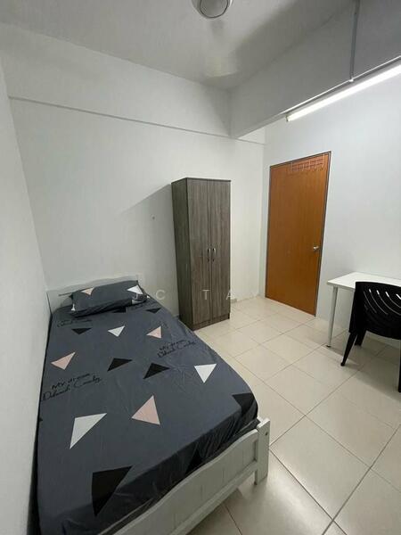 Untuk Disewa - Suria Apartment