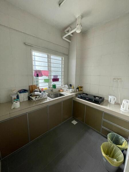 Untuk Disewa - Suria Apartment