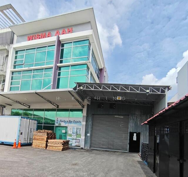 For Sale - Large 12,800sf Freehold Semi D Factory Selesa jaya industri Balakong