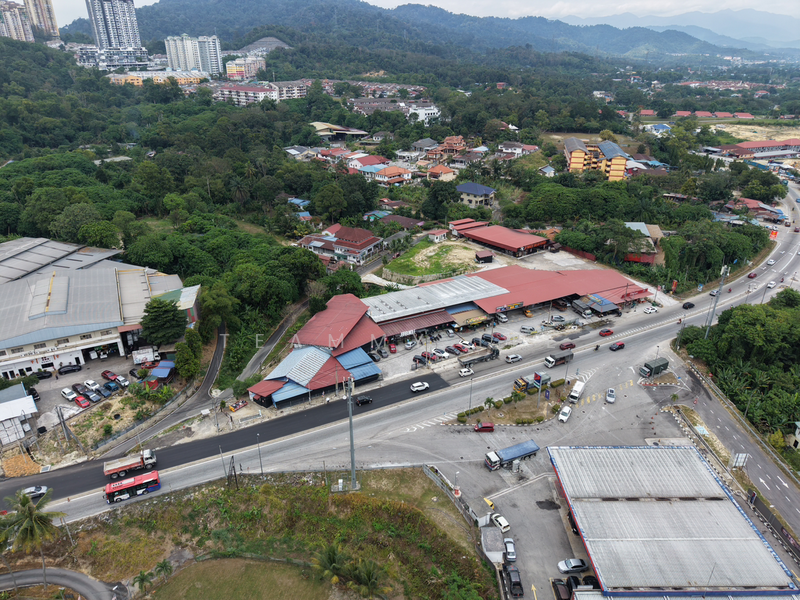 For Sale - ROI 6.8% 27265sf Commercial Land Mainroad Hulu Langat Batu 9, Fully Tenanted