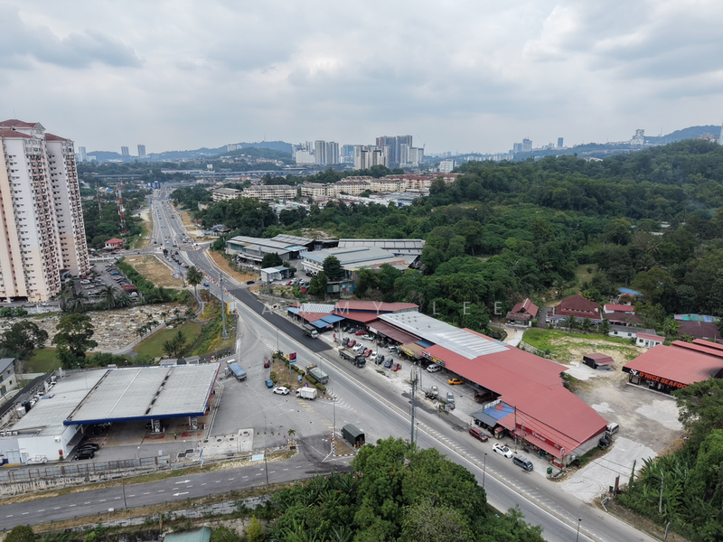 For Sale - ROI 6.8% 27265sf Commercial Land Mainroad Hulu Langat Batu 9, Fully Tenanted