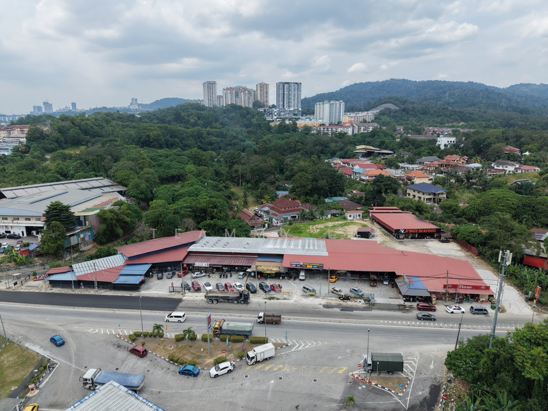 For Sale - ROI 6.8% 27265sf Commercial Land Mainroad Hulu Langat Batu 9, Fully Tenanted