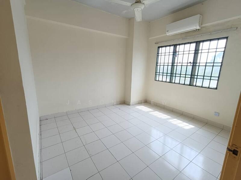 Untuk Disewa - Langat Jaya Condominium