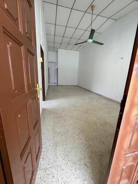 For Rent - taman pelangi