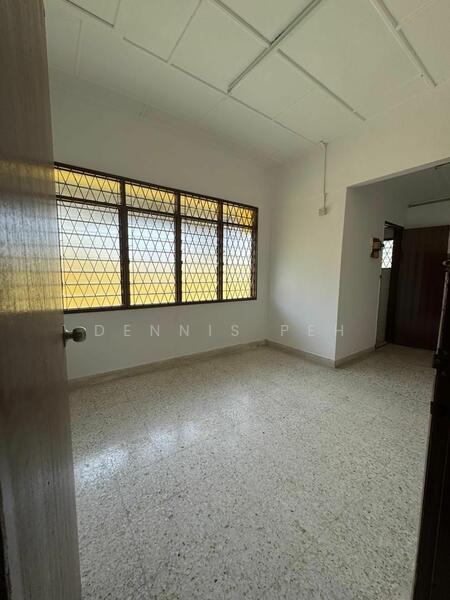 For Rent - taman pelangi