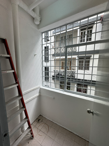 Untuk Disewa - Hata Square