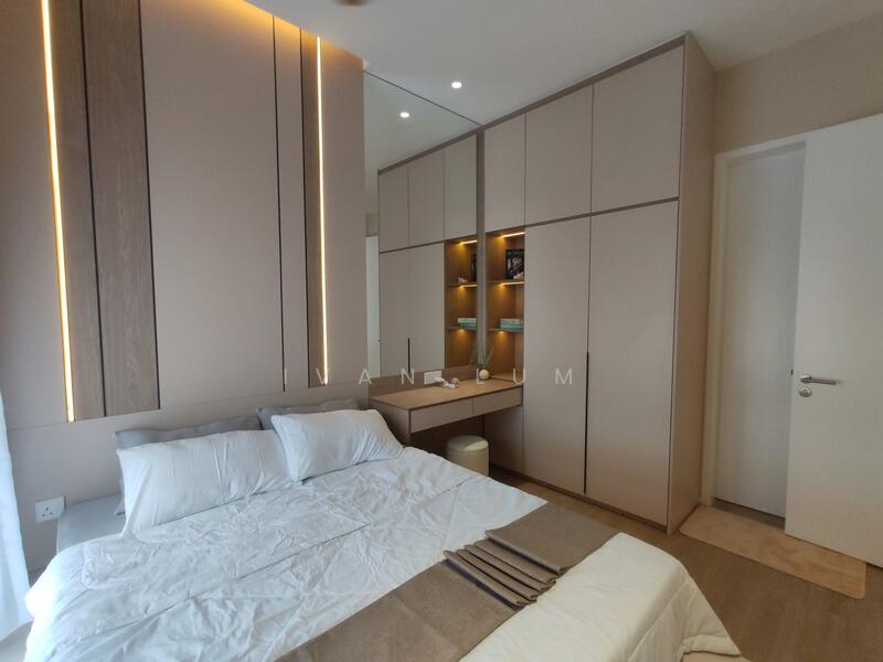 For Sale - Emerald 9