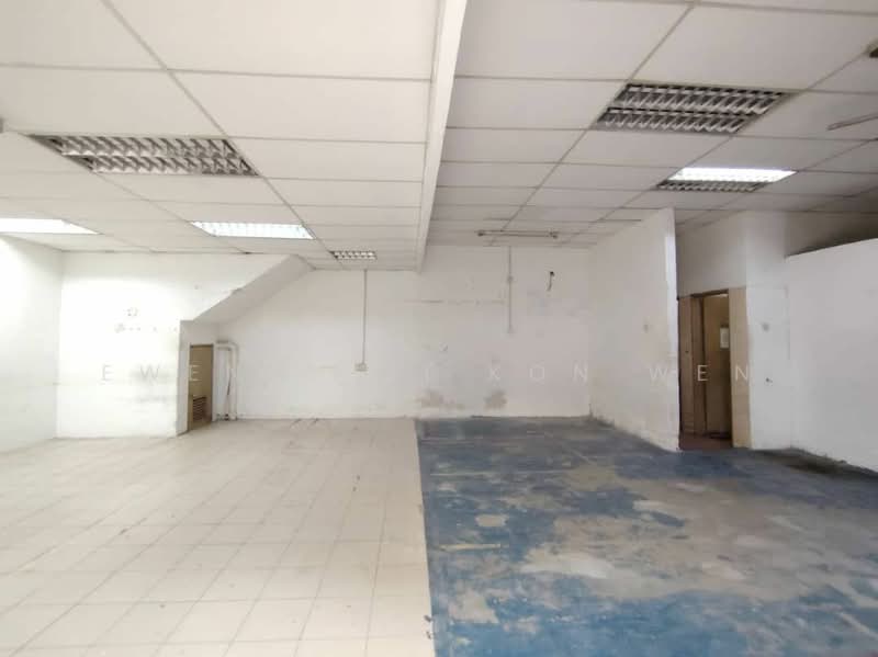 For Rent - (Corner) Kepong Metro Prima 2sty Shop (Rent) Taman Usahawan Kepong Baru Laman Rimbunan