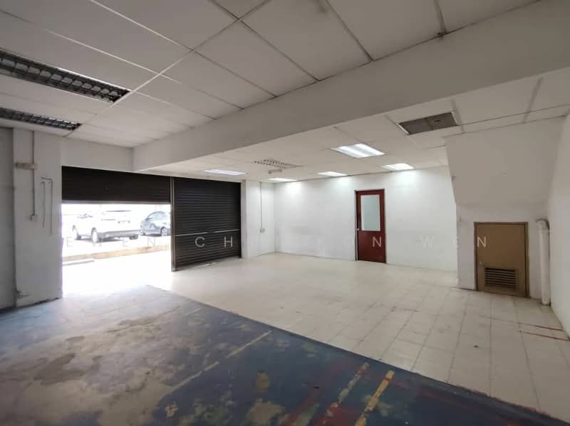 For Rent - (Corner) Kepong Metro Prima 2sty Shop (Rent) Taman Usahawan Kepong Baru Laman Rimbunan