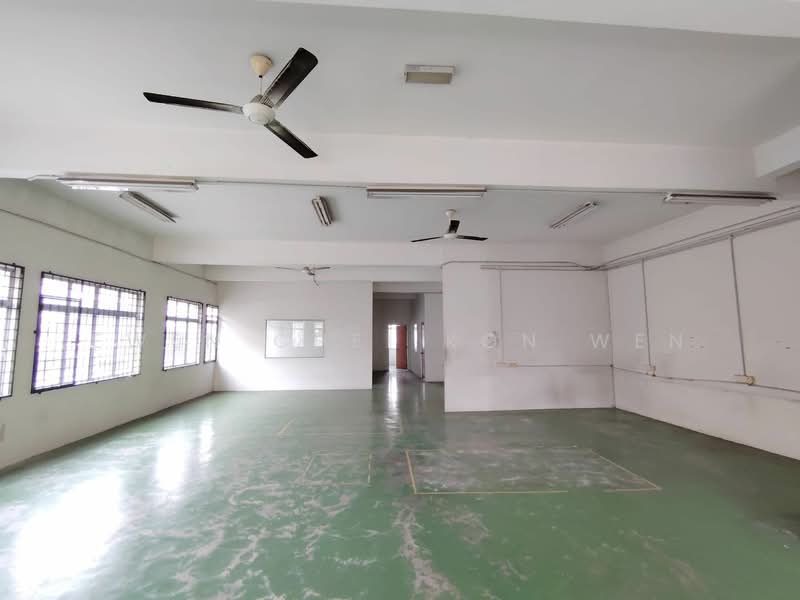 For Rent - (Corner) Kepong Metro Prima 2sty Shop (Rent) Taman Usahawan Kepong Baru Laman Rimbunan