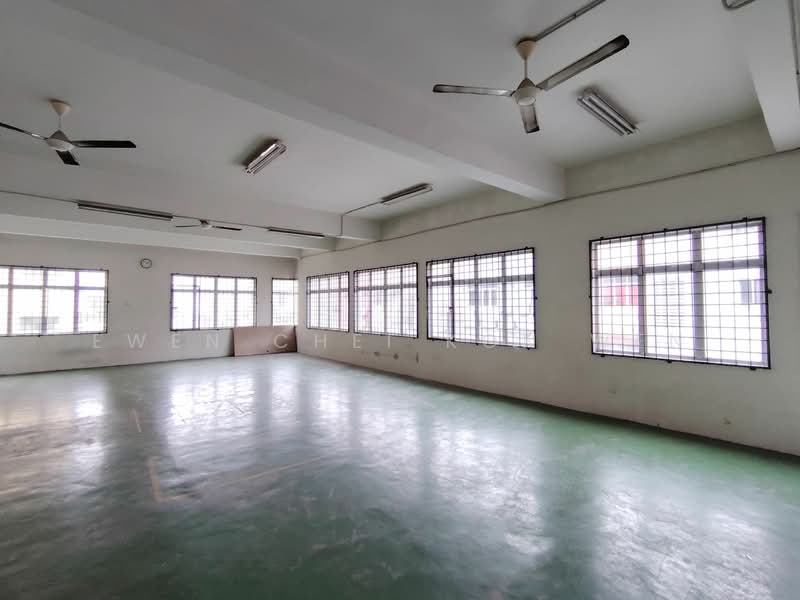 For Rent - (Corner) Kepong Metro Prima 2sty Shop (Rent) Taman Usahawan Kepong Baru Laman Rimbunan