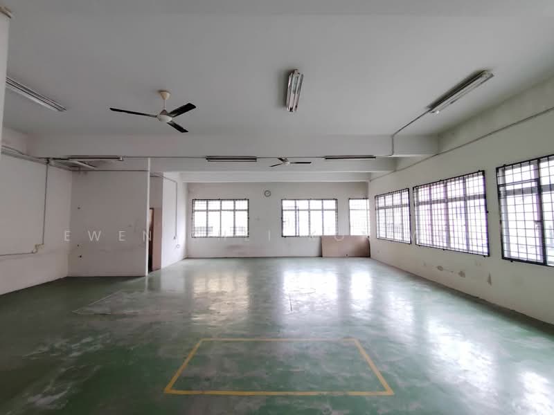 For Rent - (Corner) Kepong Metro Prima 2sty Shop (Rent) Taman Usahawan Kepong Baru Laman Rimbunan