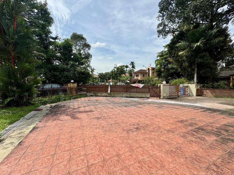 For Sale - Bungalow Monterez Golf Club Seksyen U9 Shah Alam