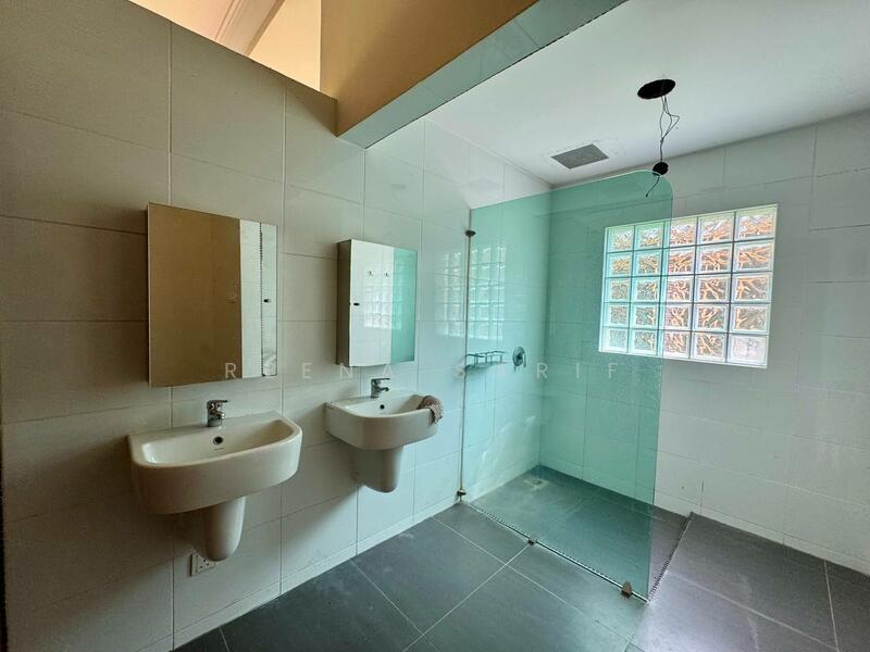 For Sale - Bungalow Monterez Golf Club Seksyen U9 Shah Alam