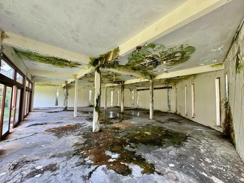 For Sale - Bungalow Monterez Golf Club Seksyen U9 Shah Alam