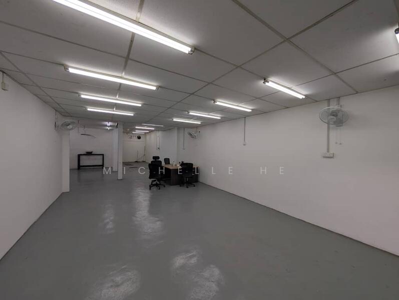 For Sale - Taman Mulia/ Tampoi/ 2 Storey Shoplot/ For Sale