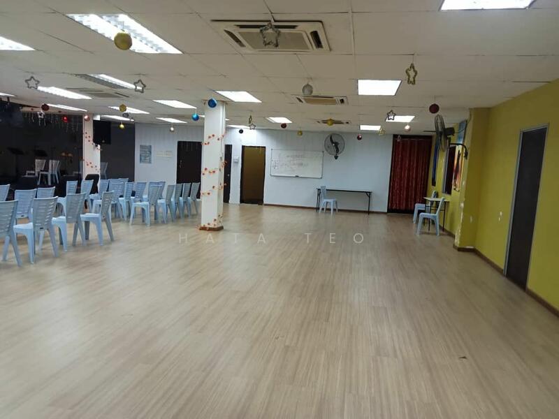 Untuk Disewa - Shop at Kota Pendamar